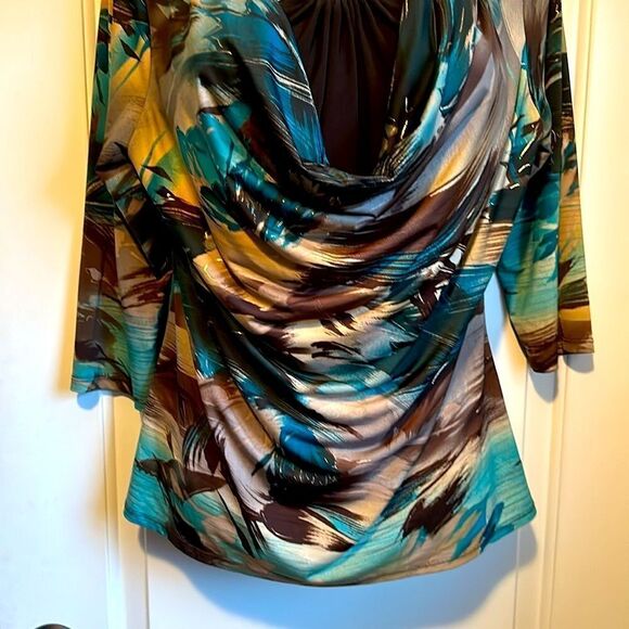 Dress Barn Blouse - Picture 4 of 8